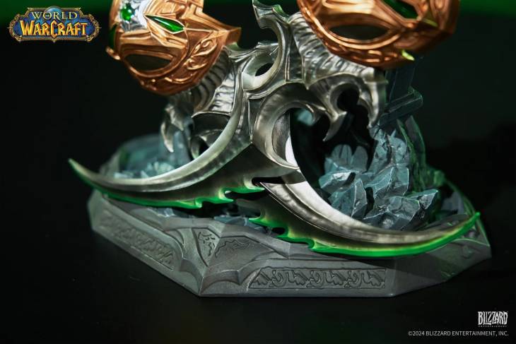 Blizzard Entertainment - Warglaive of Azzinoth - Image 8