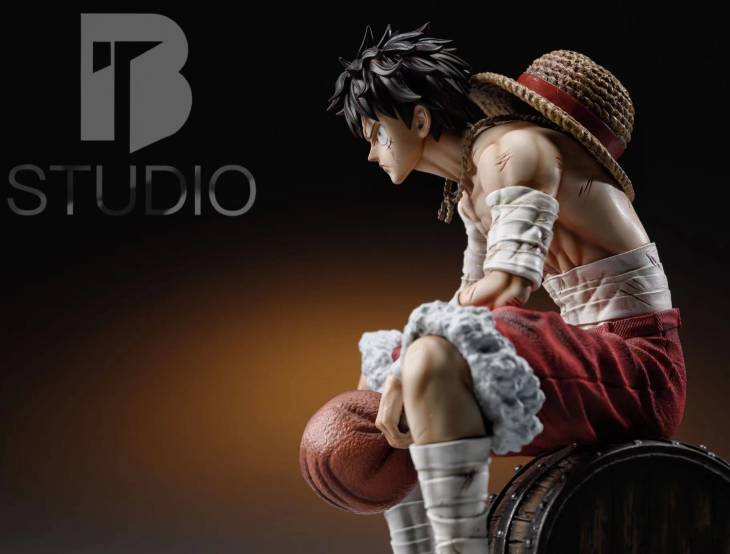 BT - Luffy StatueCorp