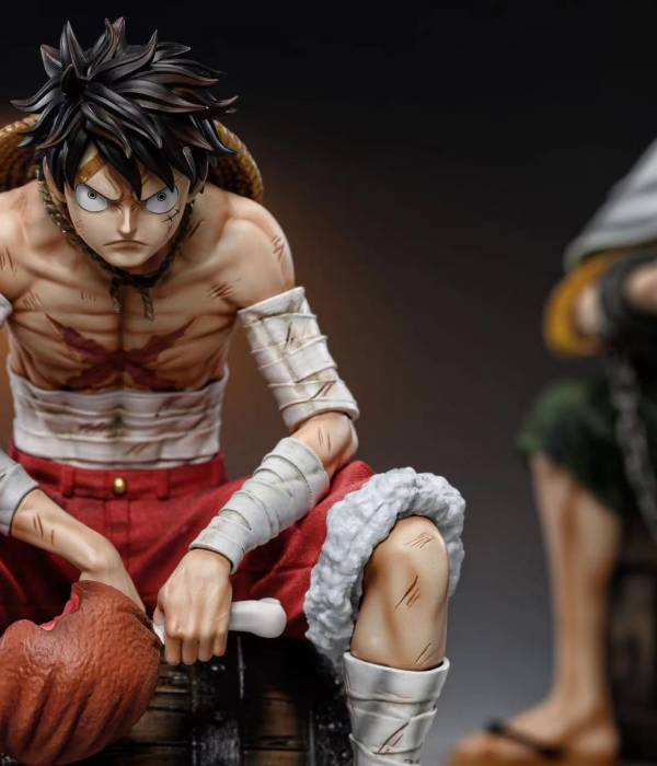 BT - Luffy StatueCorp