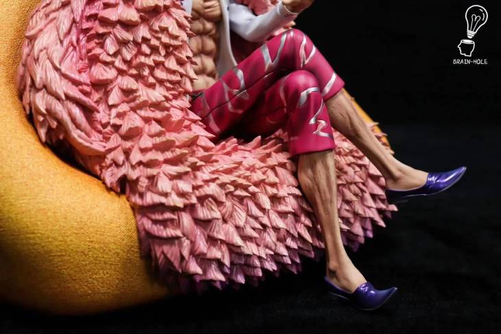 Brain Hole - Doflamingo StatueCorp