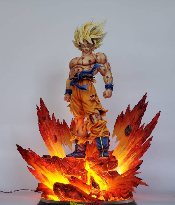 Figure Class - SSJ Goku Namek StatueCorp