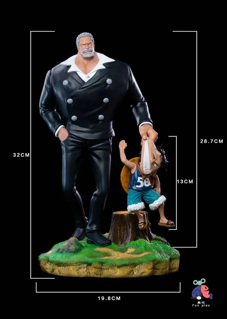 Fun Play - Luffy and Garp StatueCorp