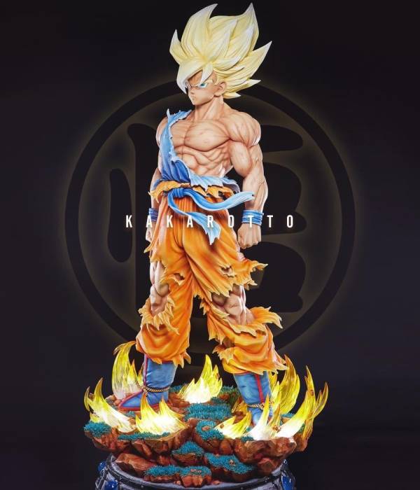 Infinite - SSJ Goku StatueCorp