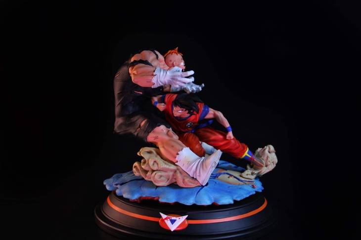 PBR - Goku vs Recoome StatueCorp