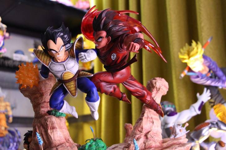 PBR - Goku vs Vegeta StatueCorp